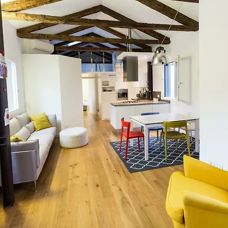 Loft In *
